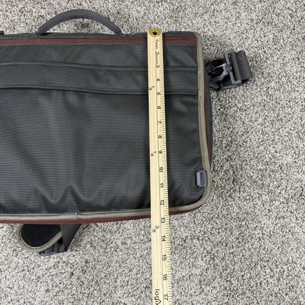 Timbuk2 Gray Messenger Bag 17